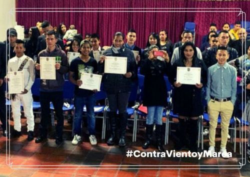 #ContraVientoyMarea(1).jpg