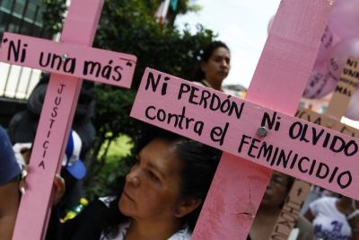 Feminicidios. el politico.jpg