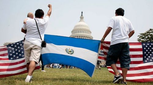 Inmigrantes-Salvadoreños.jpg