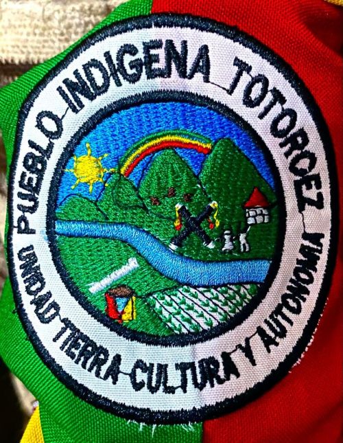 Pueblo-Totoroez-Bandera-colores-CRIC.jpg