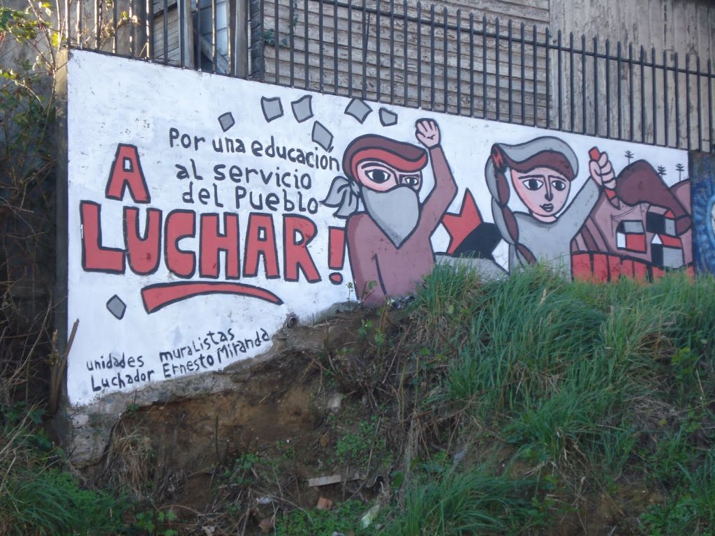 educación para el pueblo.JPG