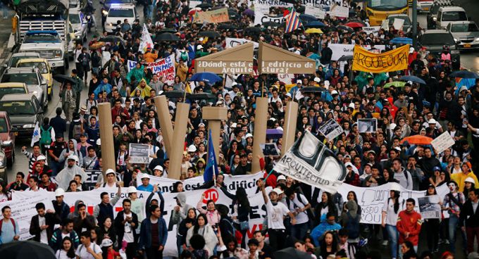 estudiantes colombianes.jpg