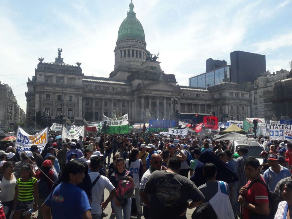 20171129 - marcha reforma laboral  macri argentina.jpg