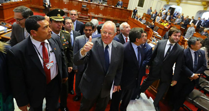 20171222 - kuczynski evitó vacancia perú.jpg