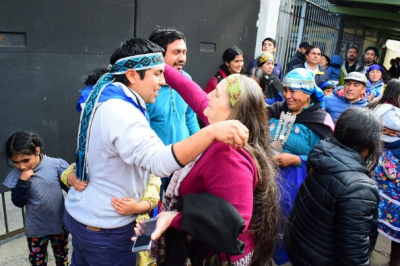 25102017 - Fotografía El Dinamo - Machi Fidel Tranamil en libertad tras decisión de la Corte Suprema..PNG