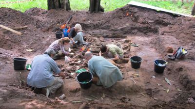 20181226 equipo argentino de antropología forense sin fondos.jpg
