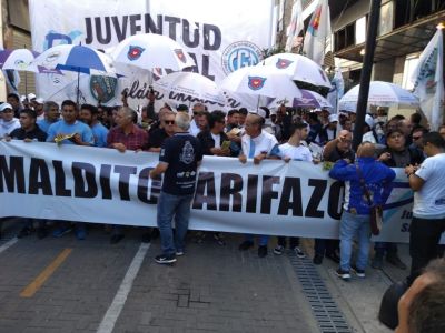 20190226 - marcha contra tarifazo   argentina.jpg