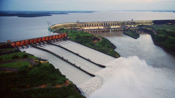 Vista-general-Itaipu-Binacional-segunda_EDIIMA20190827_0653_19.jpg