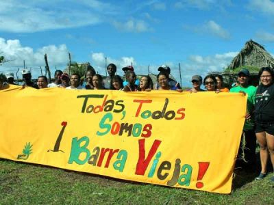 barra vieja honduras.jpg