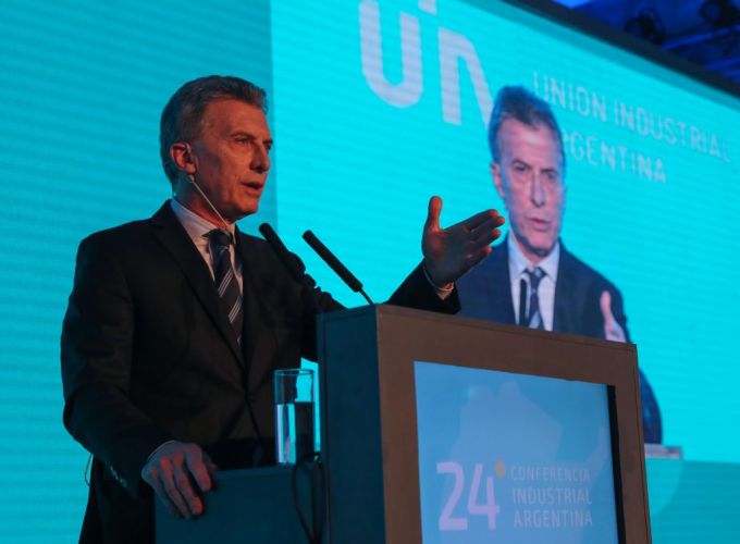 20180905 - macri de fracaso en  fracaso argentina.jpg