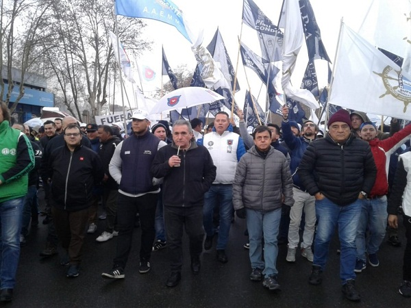 Argentina marcha contra FMI.png