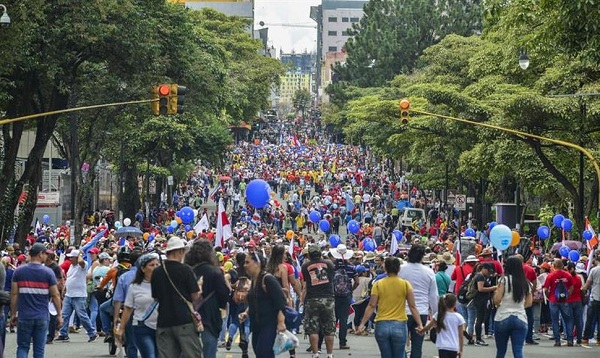 Costa Rica marcha.jpg