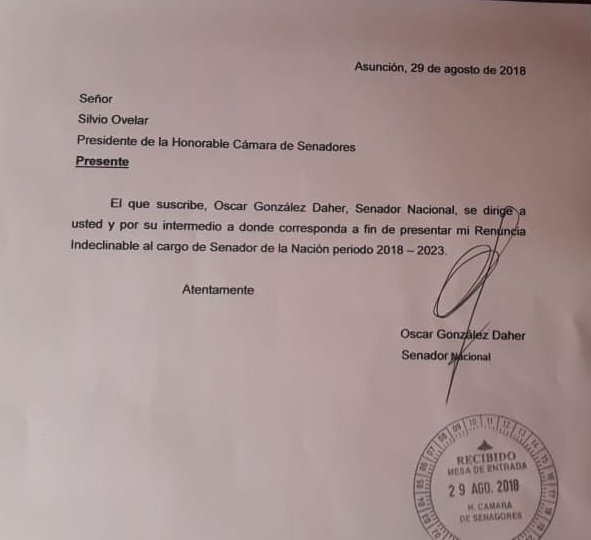 Paraguay Renuncia de Senador.jpg