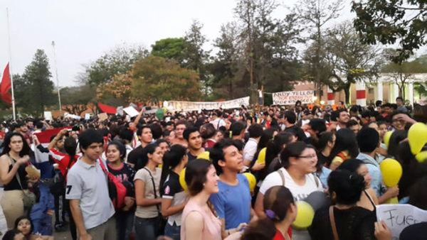 Paraguay protesta-de-estudiantes.jpg