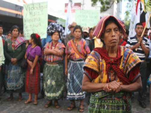 indigenas-guatemala-ddhh.jpg