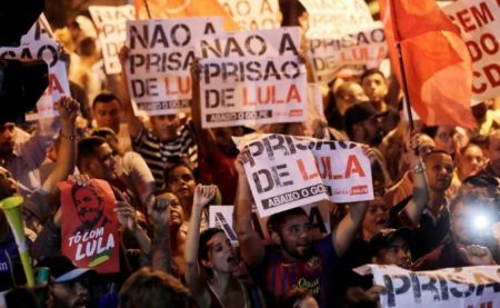 lula LIBRE voces.jpg