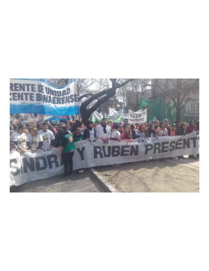 marcha-escuelas-argentina-sandra-y-rubn-2.jpg