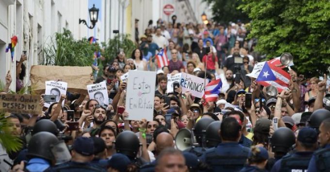 Gobierno-advierte-de-las-consecuencias-de-protestas-tras-cancelación-crucero1.jpg