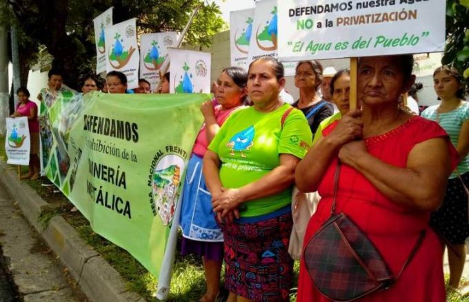 Mesa-Frente-a-la-Minería-exige-aplicación-de-ley.jpg