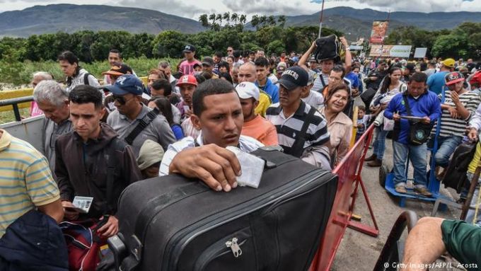 Venezolanos-ingresan-a-Cucuta.jpg