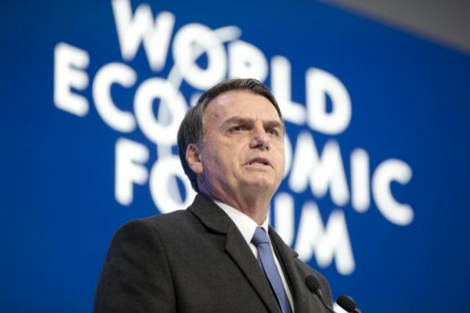 bolsonaro_en_davos.jpg_1149574765.jpg